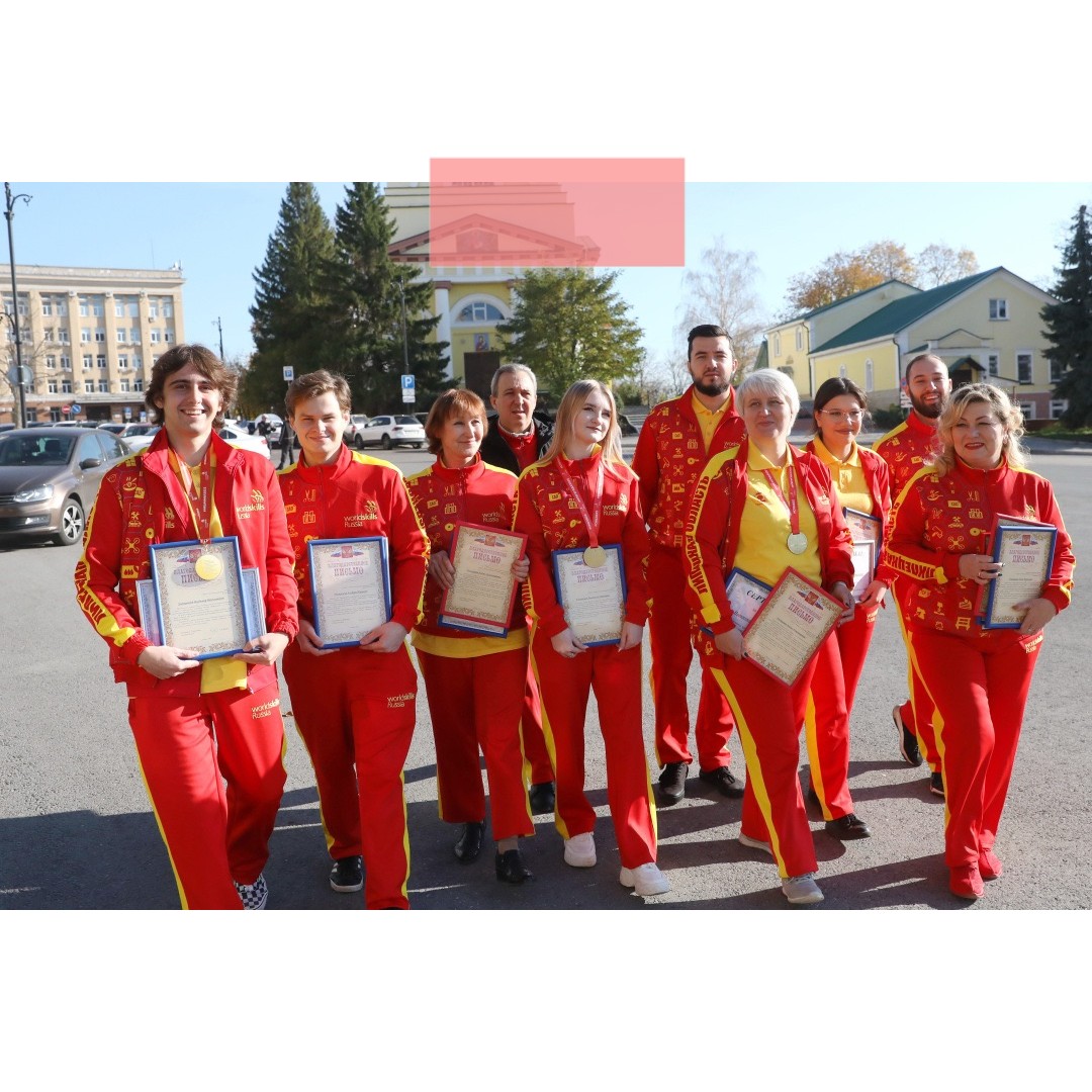 Победителей и призеров чемпионатов WorldSkills чествовали в Правительстве Липецкой области