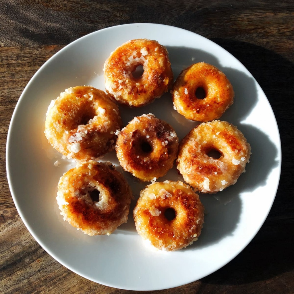 how-to-make-malaysian-style-glazed-donut.jpeg